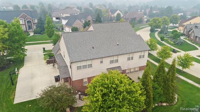 56555 Hartley Drive, Shelby Twp, MI 48316
