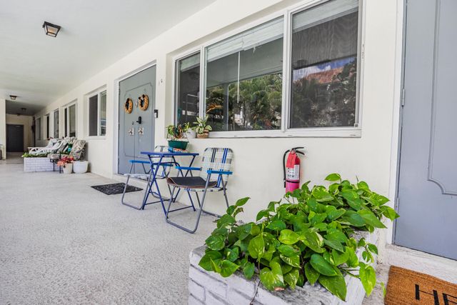 1308 Bayview Drive 1c, Fort Lauderdale, FL 33304