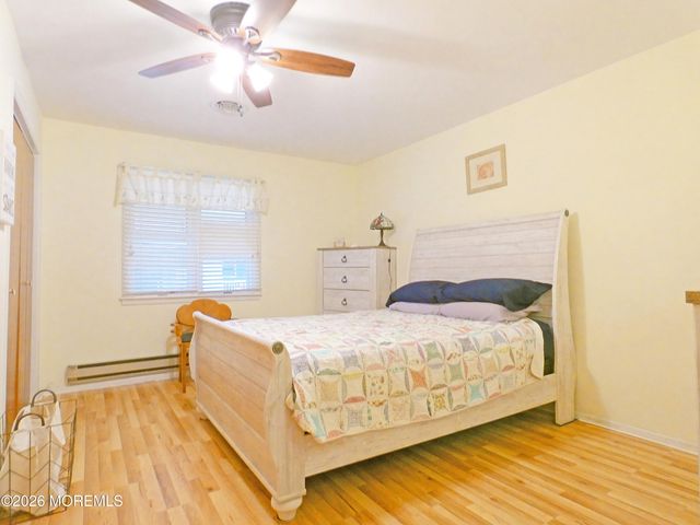 38 Cranberry Road, Manahawkin, NJ 08050