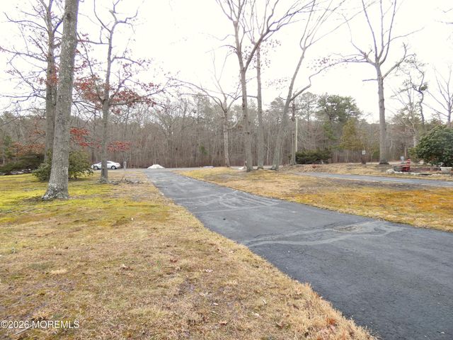 38 Cranberry Road, Manahawkin, NJ 08050