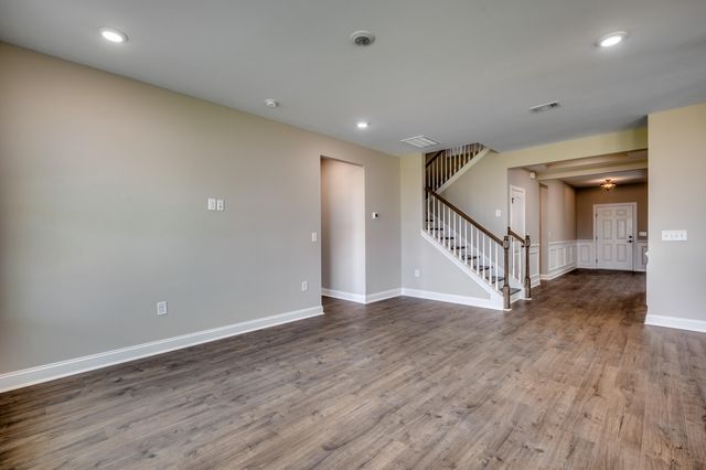 512 Blue Verner Road, Moncks Corner, SC 29461