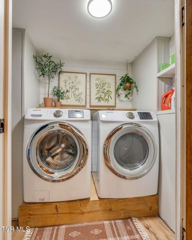 483 Trotters Lane, Gate City, VA 24251