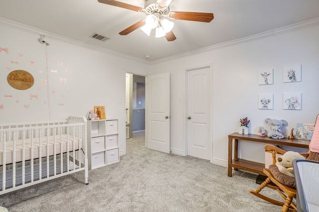 3028 Wakecrest Drive, Fort Worth, TX 76108