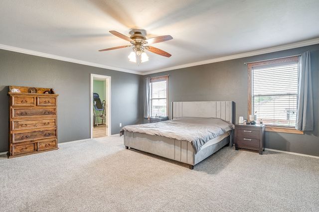 3028 Wakecrest Drive, Fort Worth, TX 76108