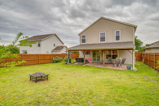 3028 Wakecrest Drive, Fort Worth, TX 76108