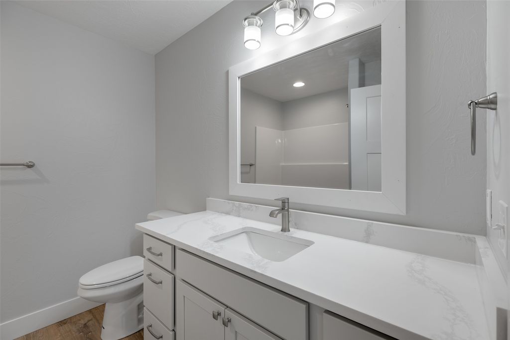 Image 16 of property listing at 35 Copper Creek Lane, Great Falls, MT 59405
