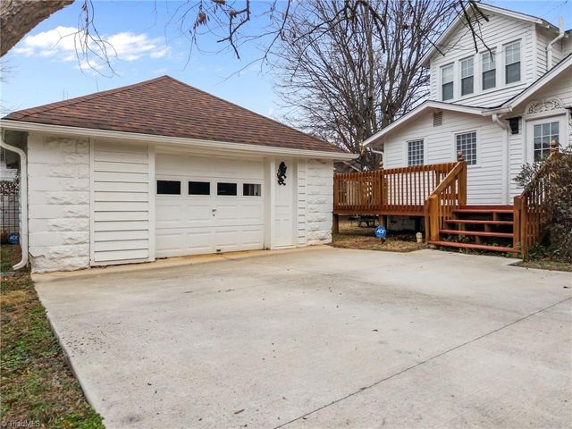 501 W 2nd Avenue, Lexington, NC 27292