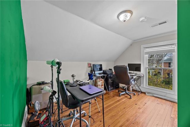 501 W 2nd Avenue, Lexington, NC 27292