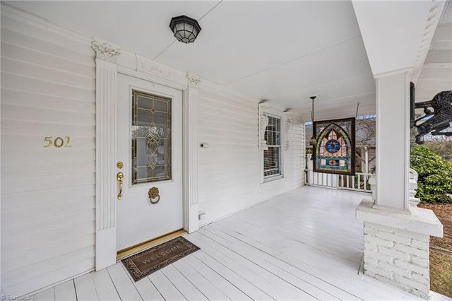 501 W 2nd Avenue, Lexington, NC 27292