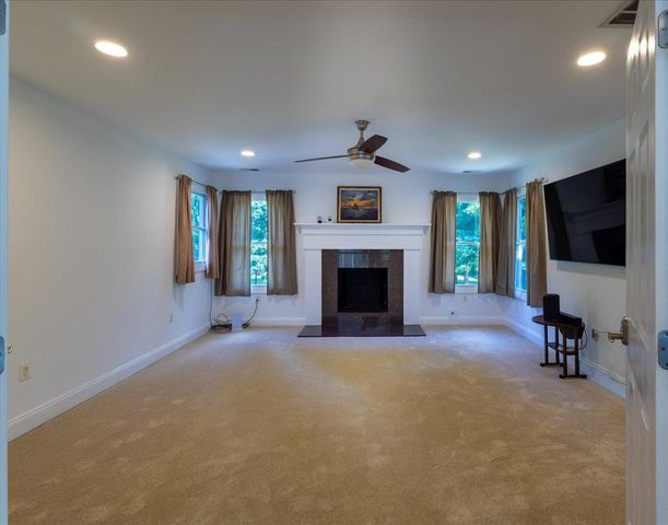 5202 CHASE LN, Midland, VA 22728