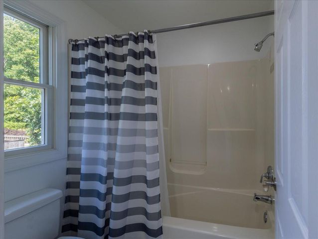 5202 CHASE LN, Midland, VA 22728