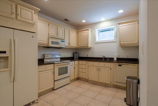 5202 CHASE LN, Midland, VA 22728