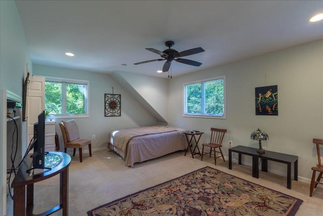 5202 CHASE LN, Midland, VA 22728