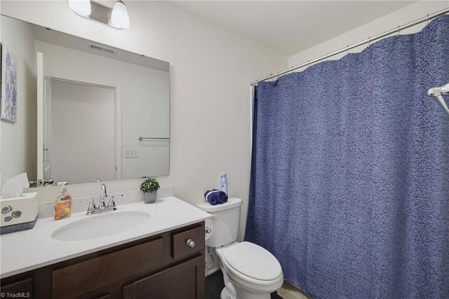 5518 Baverhof Drive, Greensboro, NC 27405