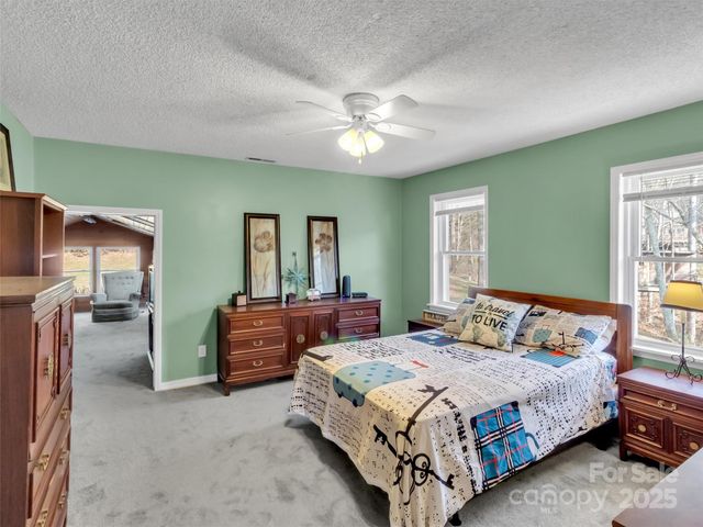 165 Foggy Cove Road, Waynesville, NC 28785