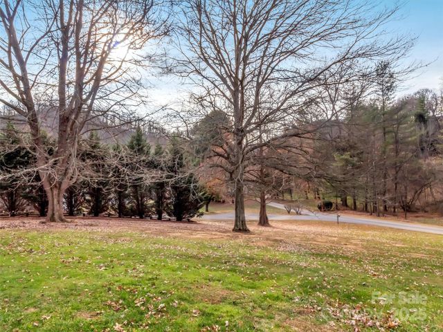 165 Foggy Cove Road, Waynesville, NC 28785