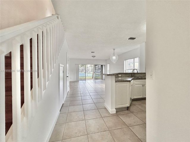 12161 SW 4th St 1, Pembroke Pines, FL 33025