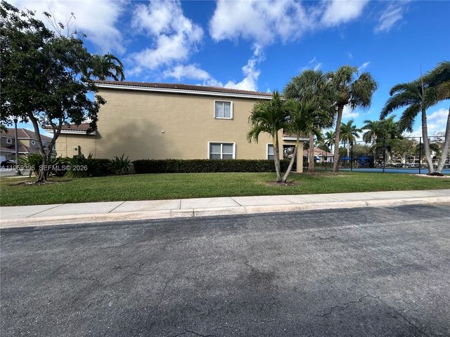 12161 SW 4th St 1, Pembroke Pines, FL 33025