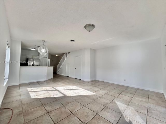 12161 SW 4th St 1, Pembroke Pines, FL 33025
