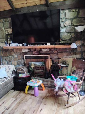 401 Shady Drive, Collettsville, NC 28611