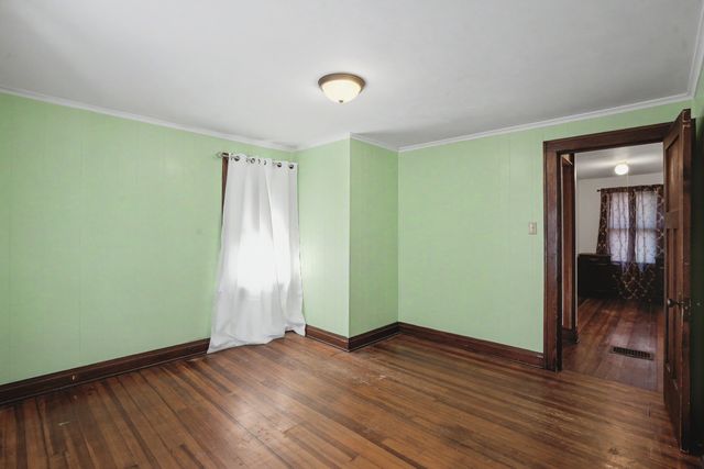 259 16th Place, Clinton, IA 52732