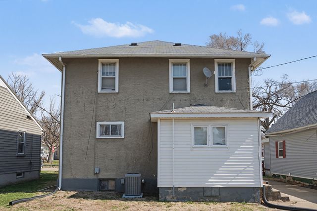 259 16th Place, Clinton, IA 52732