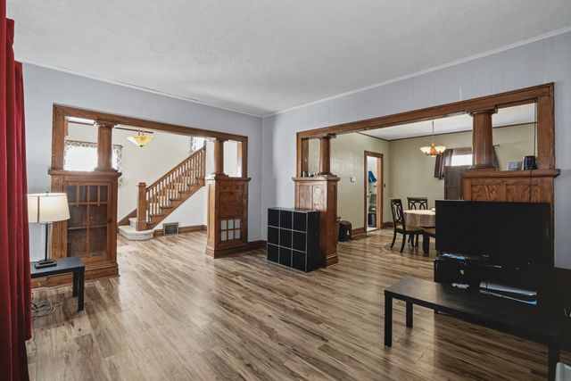 259 16th Place, Clinton, IA 52732