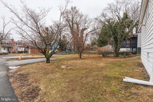 1010 MULBERRY ST, Brookhaven, PA 19015