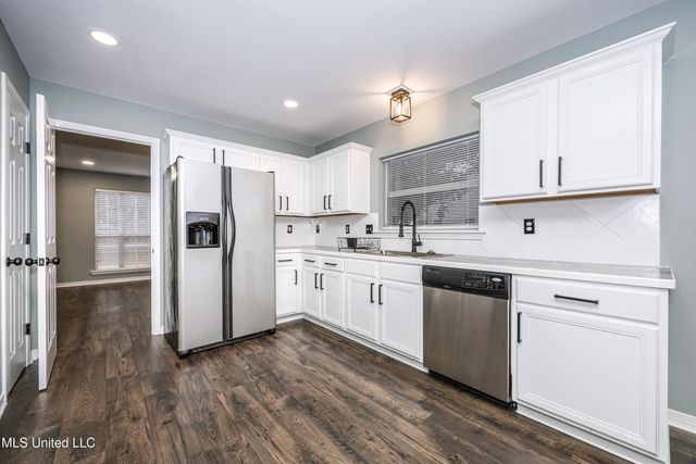 2501 SW Shelby Lane, Ocean Springs, MS 39564