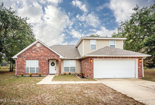 2501 SW Shelby Lane, Ocean Springs, MS 39564