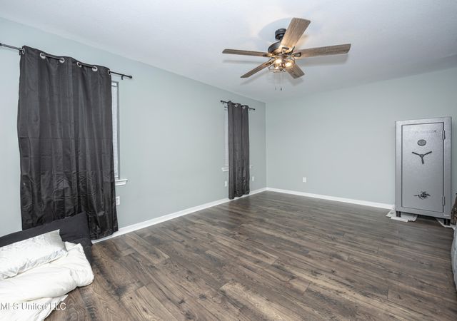 2501 SW Shelby Lane, Ocean Springs, MS 39564