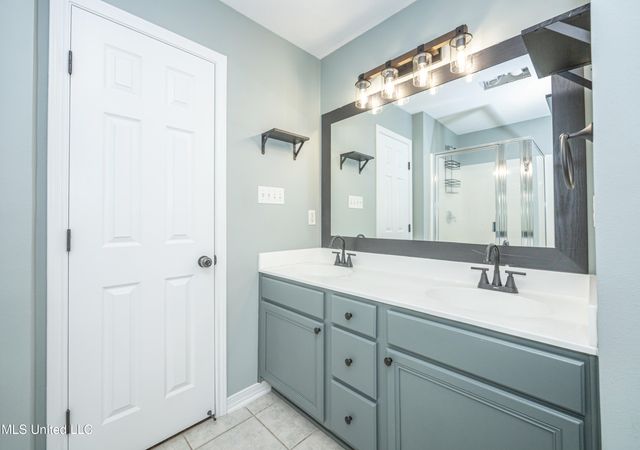 2501 SW Shelby Lane, Ocean Springs, MS 39564