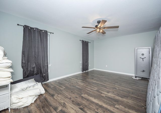 2501 SW Shelby Lane, Ocean Springs, MS 39564