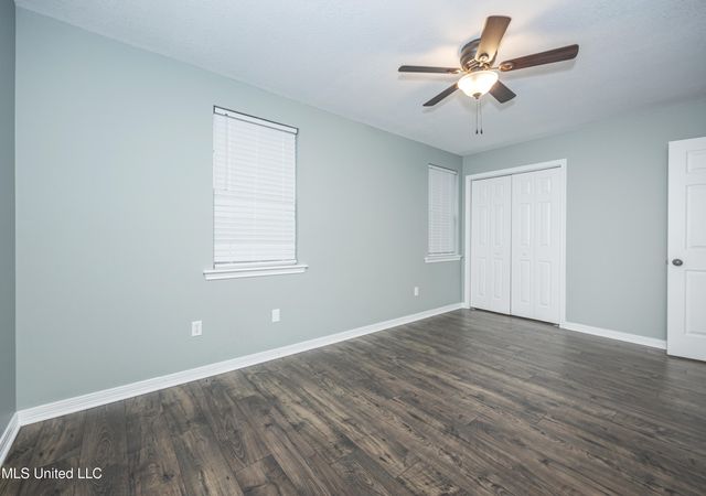 2501 SW Shelby Lane, Ocean Springs, MS 39564