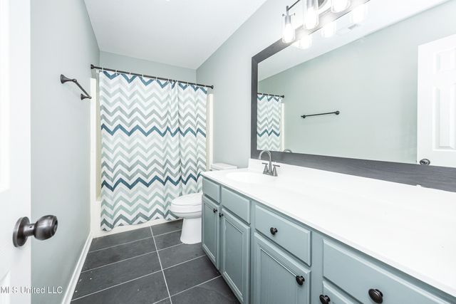 2501 SW Shelby Lane, Ocean Springs, MS 39564