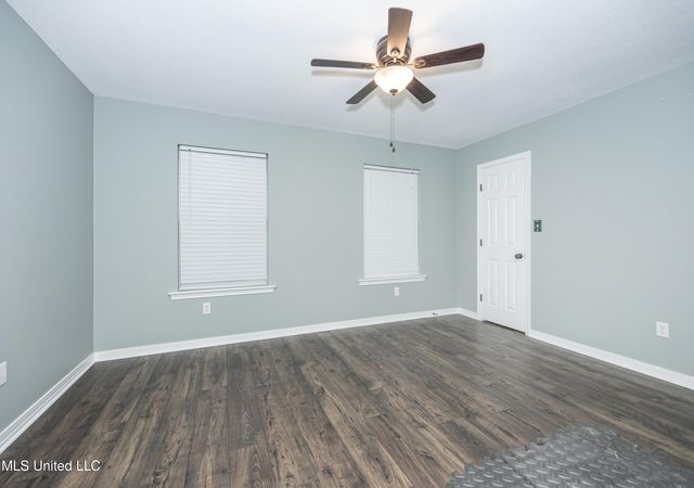 2501 SW Shelby Lane, Ocean Springs, MS 39564