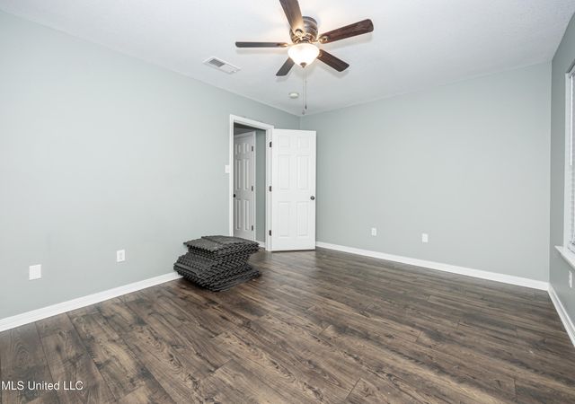 2501 SW Shelby Lane, Ocean Springs, MS 39564