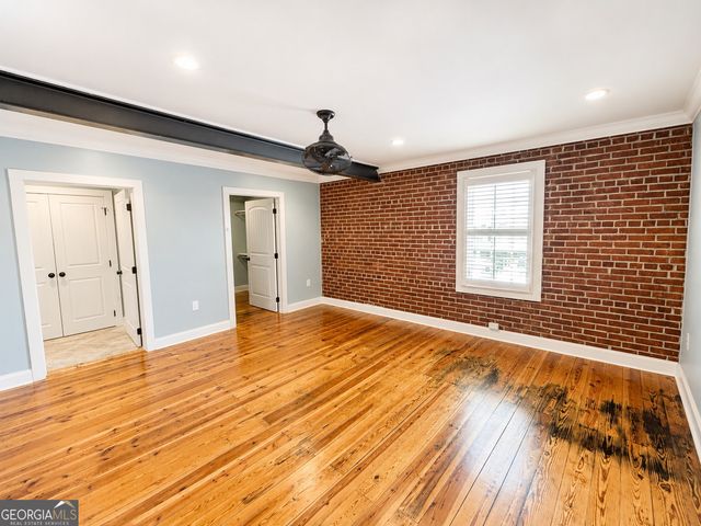 708 4th Avenue, West Point, GA 31833