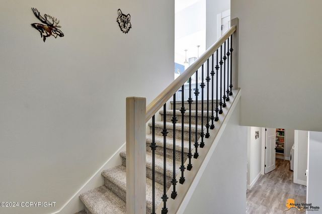 4431 E Cobblestone Drive, Wasilla, AK 99654