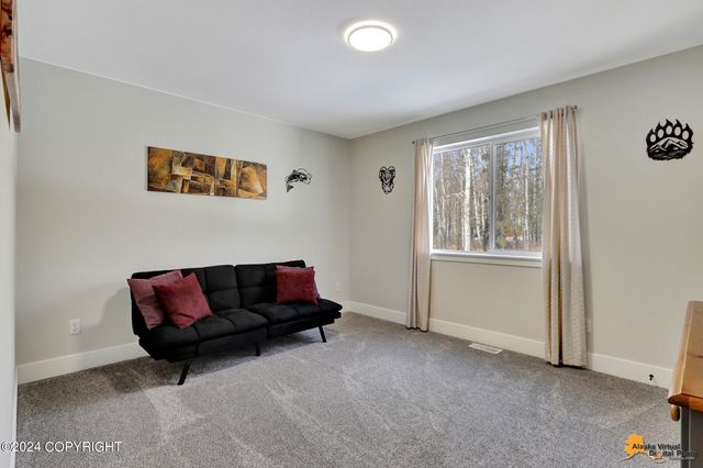 4431 E Cobblestone Drive, Wasilla, AK 99654