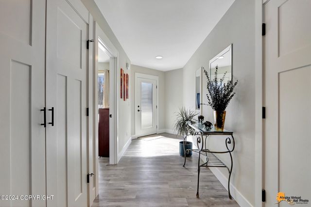 4431 E Cobblestone Drive, Wasilla, AK 99654