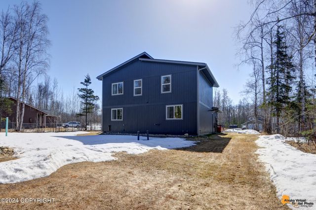 4431 E Cobblestone Drive, Wasilla, AK 99654
