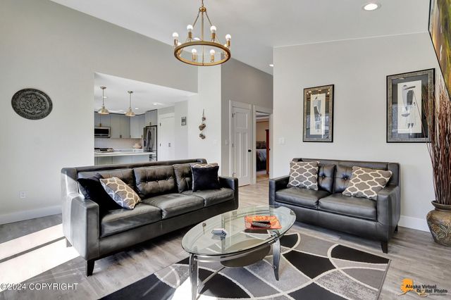 4431 E Cobblestone Drive, Wasilla, AK 99654