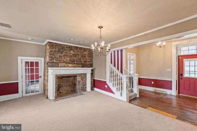 2298 WINCHESTER AVE, Martinsburg, WV 25405