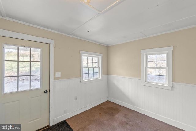 2298 WINCHESTER AVE, Martinsburg, WV 25405