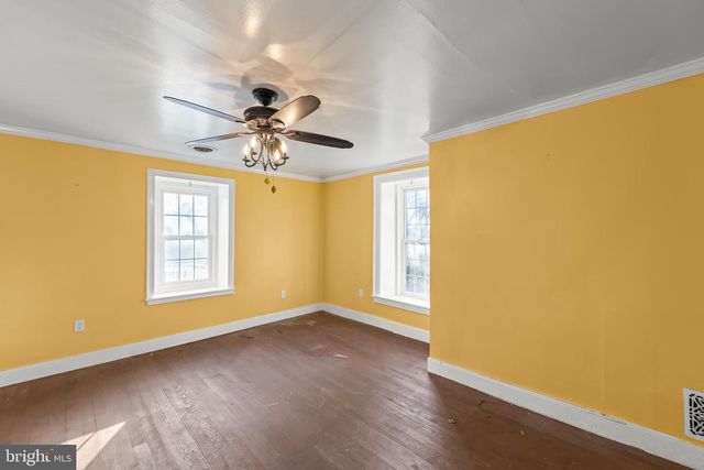 2298 WINCHESTER AVE, Martinsburg, WV 25405