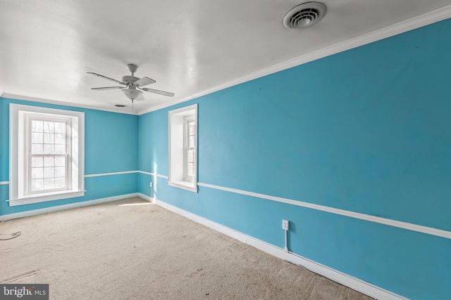 2298 WINCHESTER AVE, Martinsburg, WV 25405