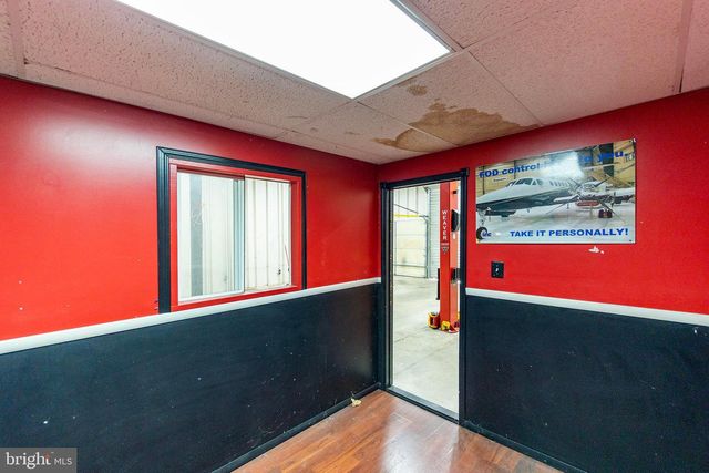 2298 WINCHESTER AVE, Martinsburg, WV 25405