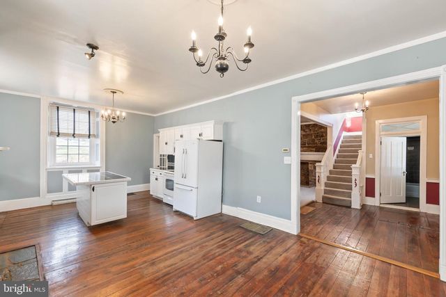 2298 WINCHESTER AVE, Martinsburg, WV 25405