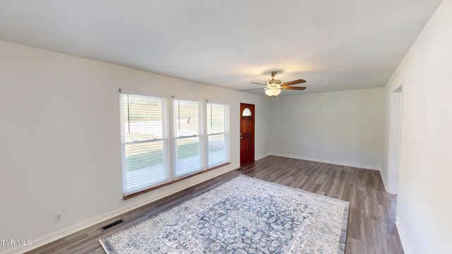 929 Campbell Drive, Sneedville, TN 37869